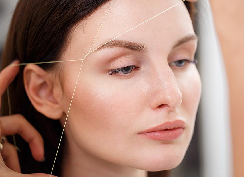 Kaşlarınızı düzgün bir şekilde nasıl alırsınız?